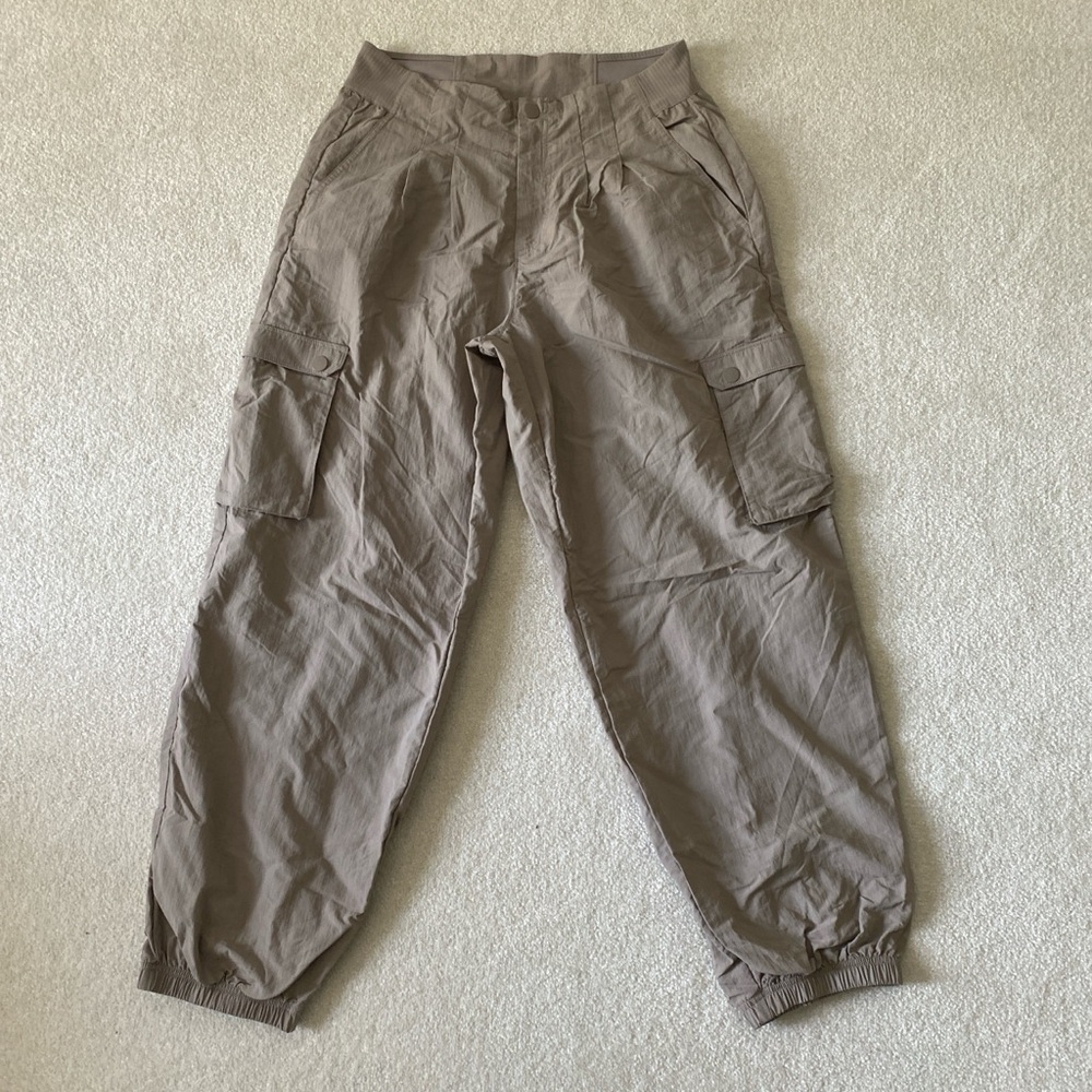 Spiritual Gangster Beige Pants